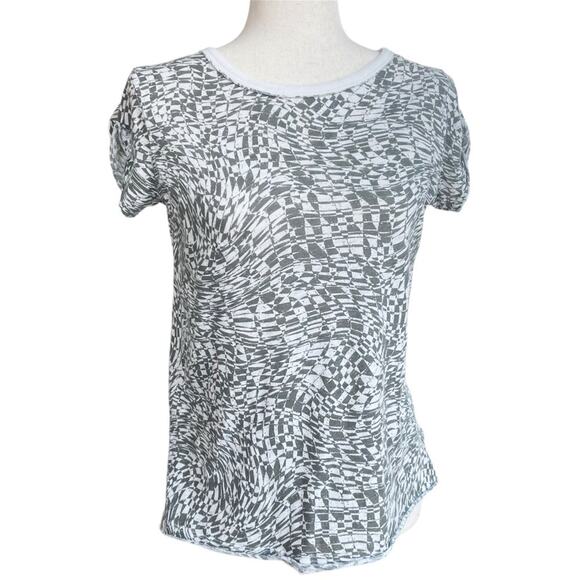 FREE PEOPLE WE THE FREE Clare Geo Print Super-Soft Tee Size S - Picture 1 of 6